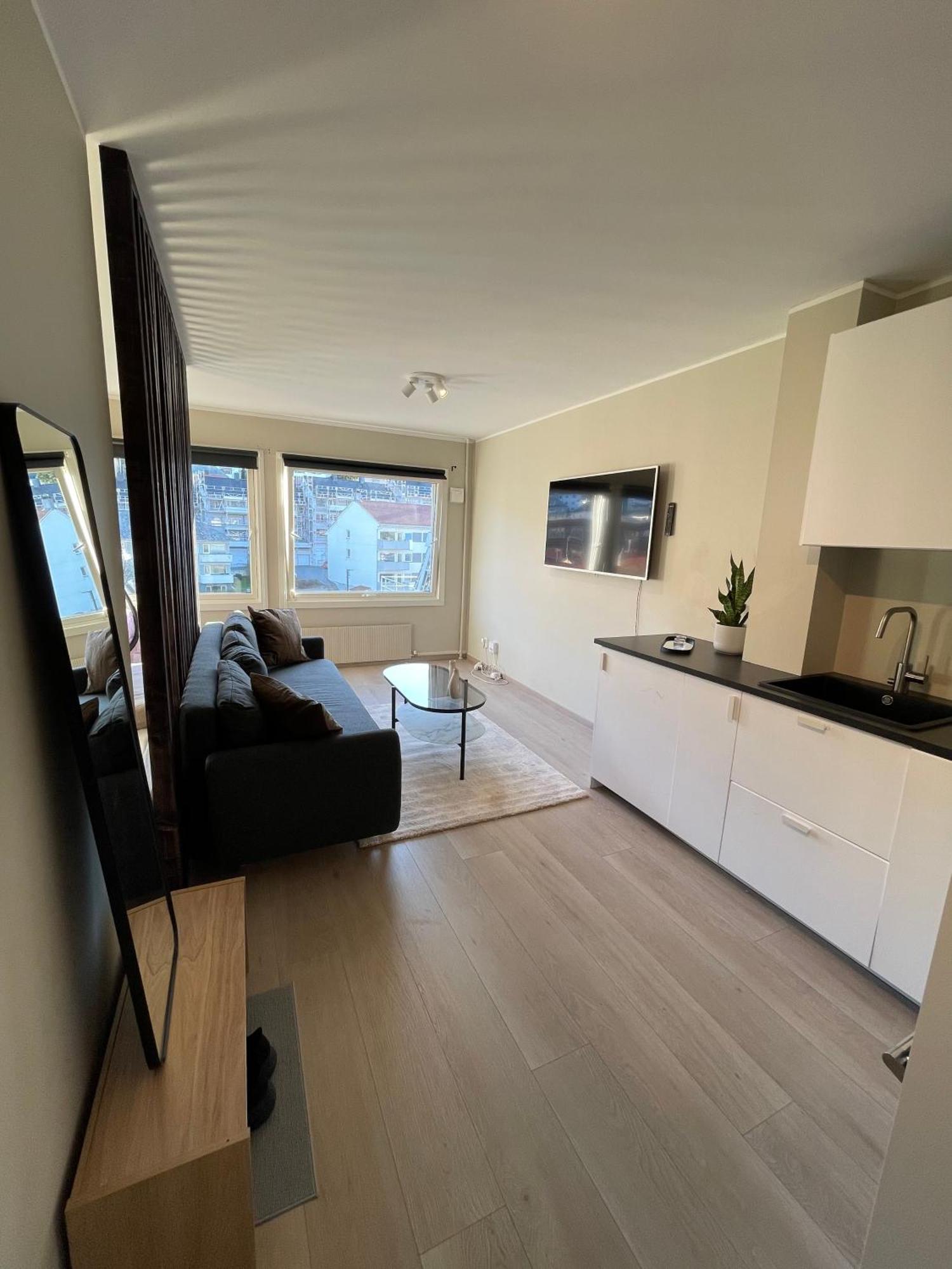 Modern Apartment Only 5 Minutes From City Centre Bergen Exterior photo