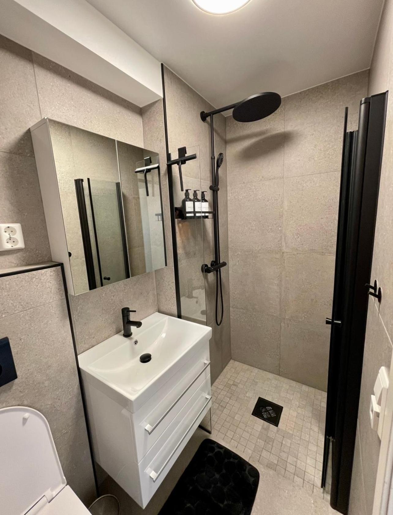 Modern Apartment Only 5 Minutes From City Centre Bergen Exterior photo