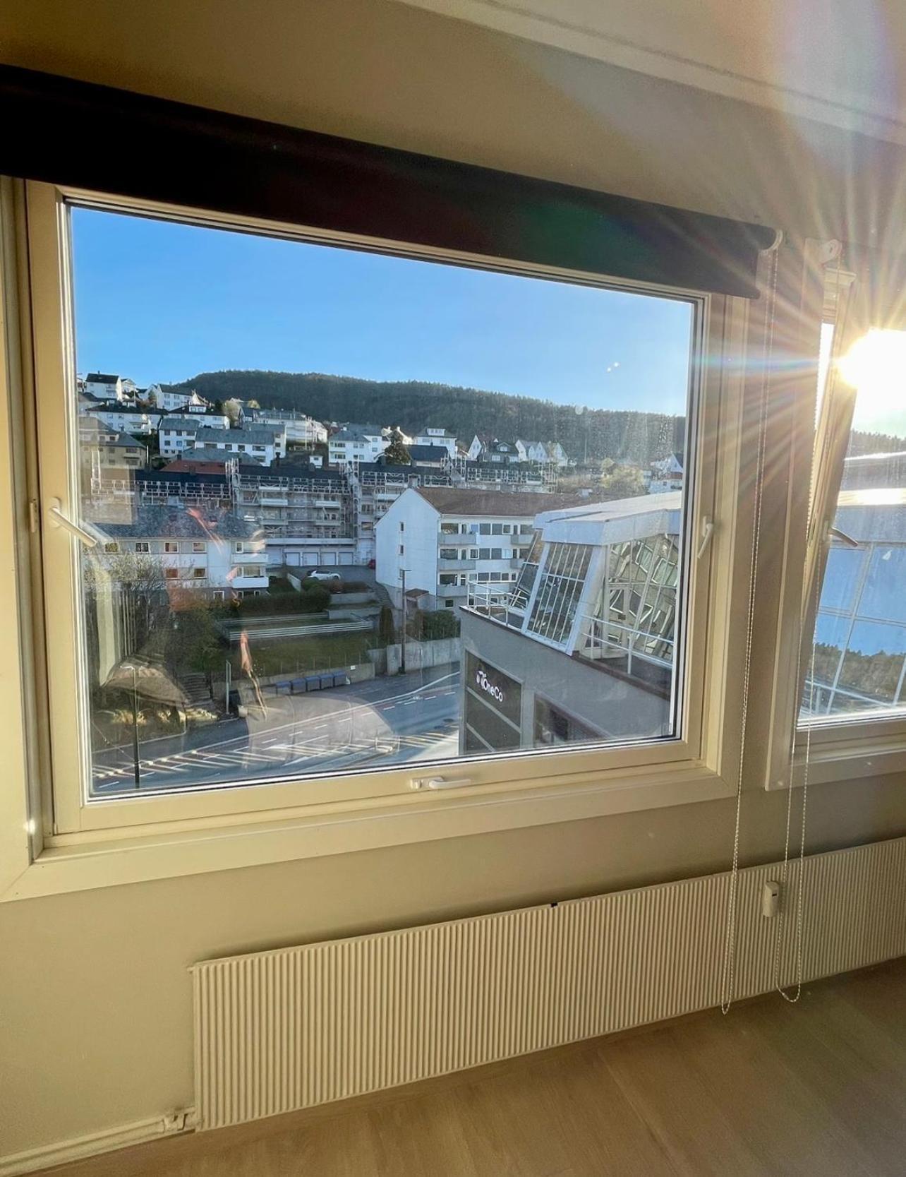 Modern Apartment Only 5 Minutes From City Centre Bergen Exterior photo